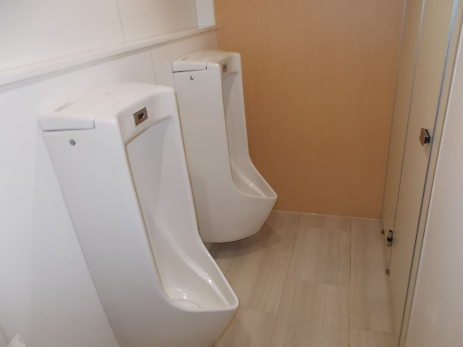 男性用トイレ