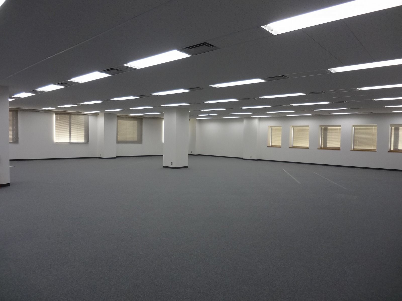 執務室