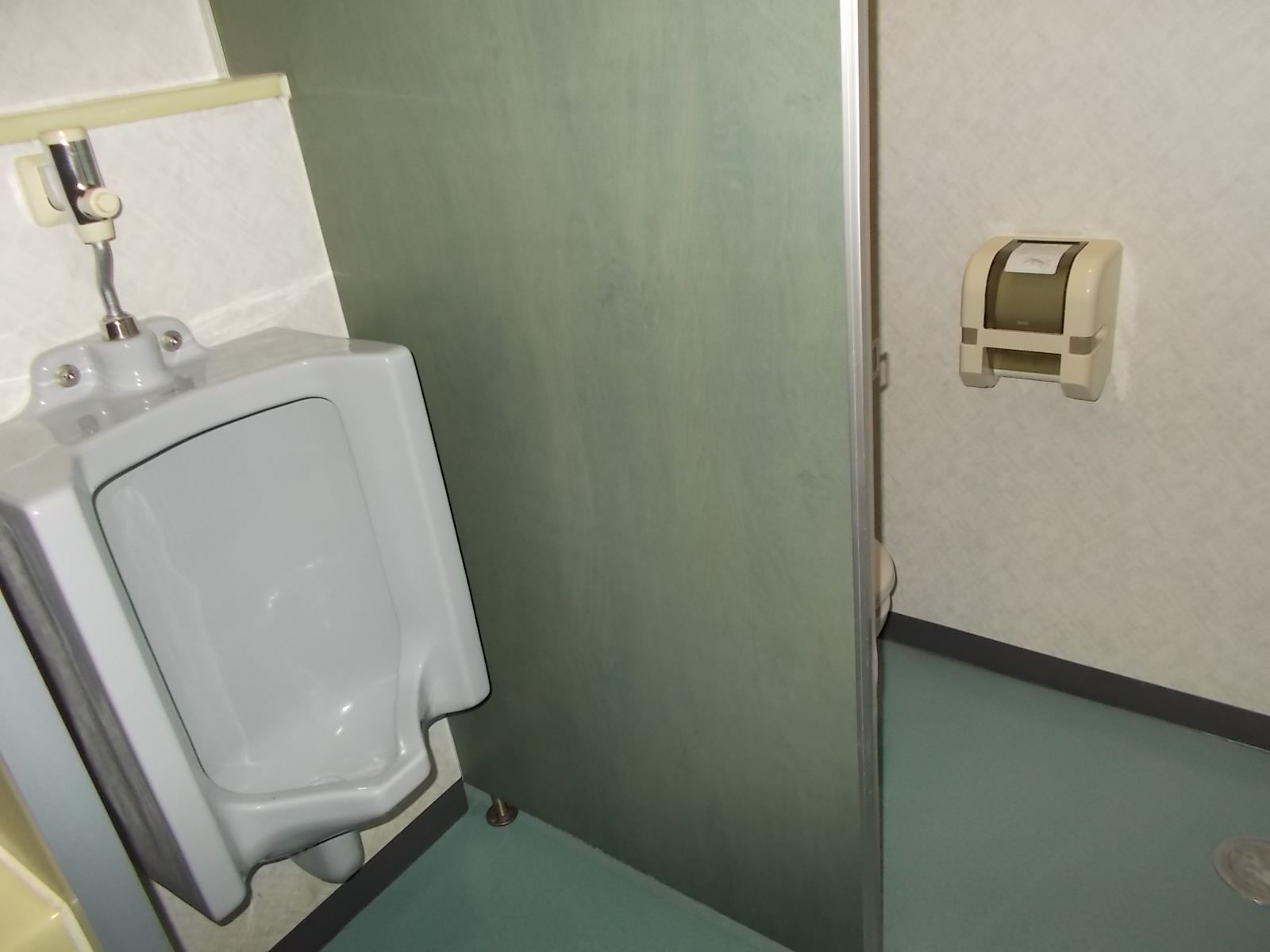 男性用トイレ