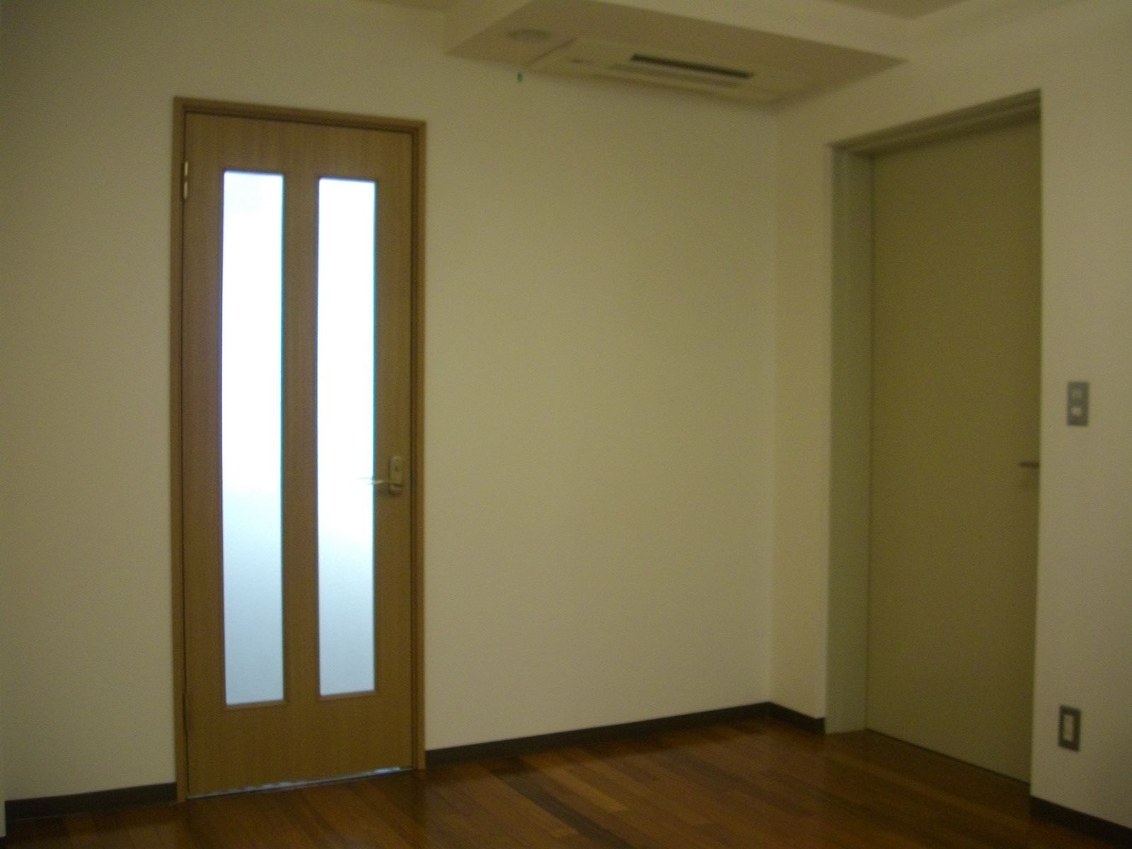 フローリングの部屋