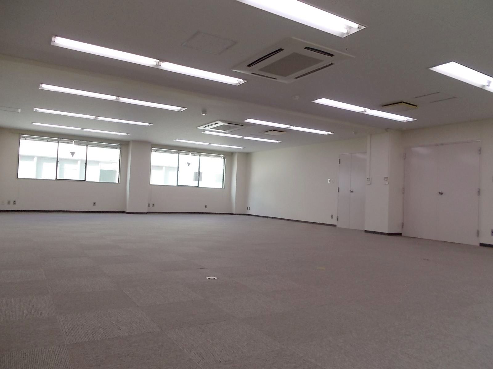 別角度の様子
