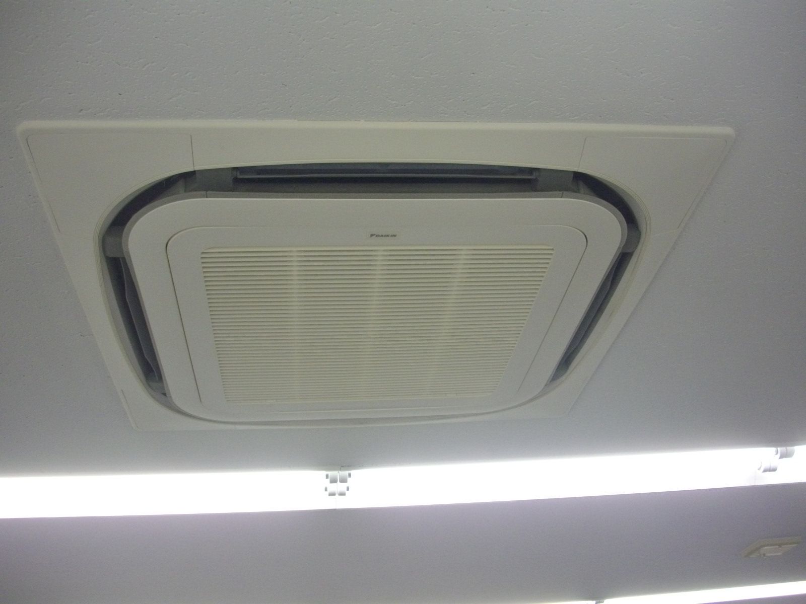 空調吹き出し口
