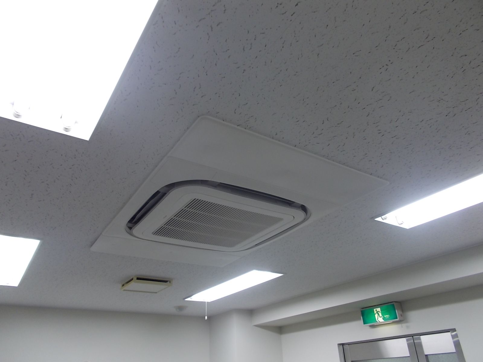 空調