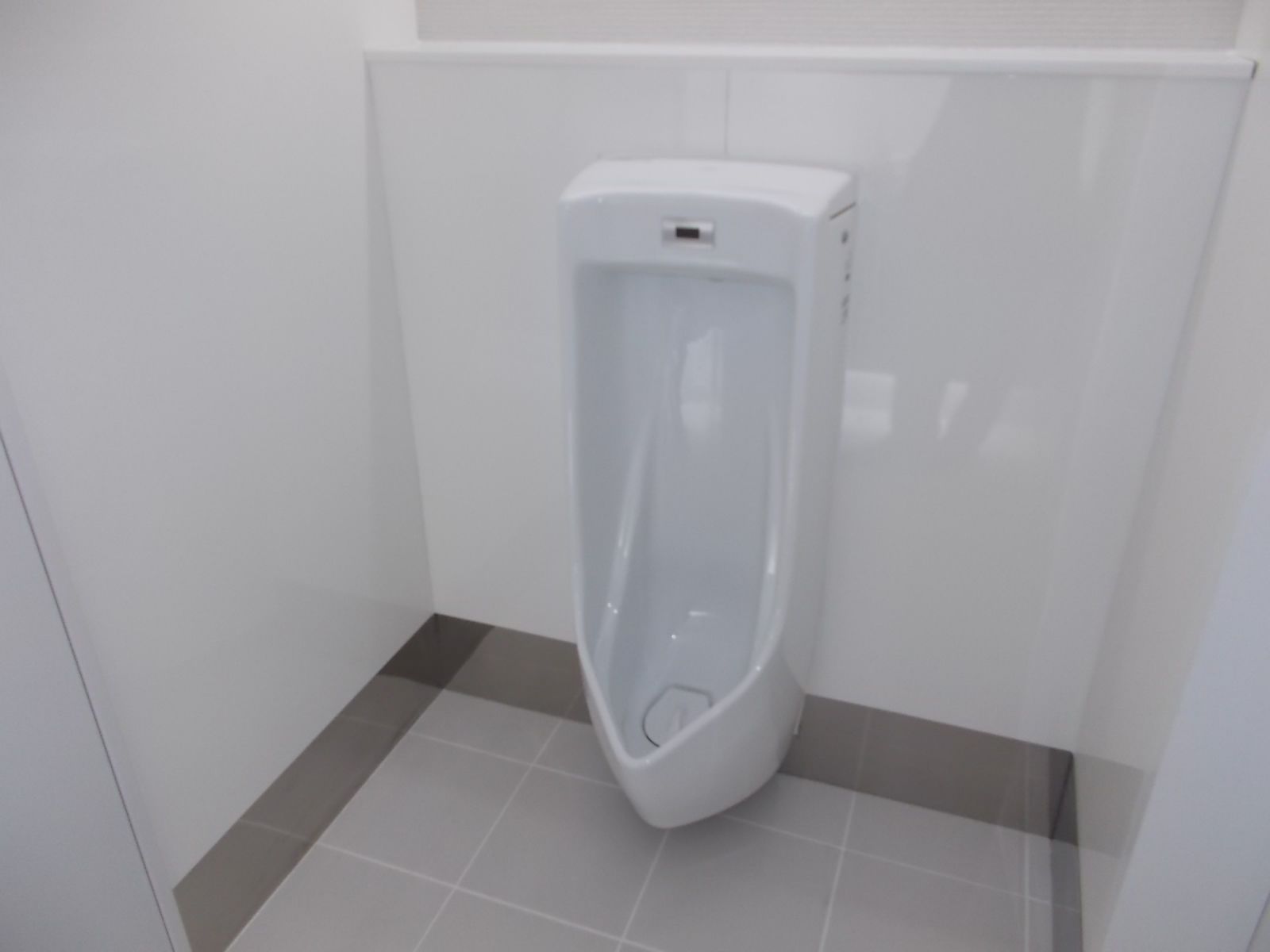 男性用トイレ