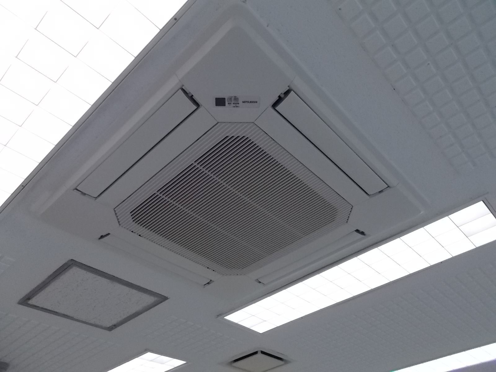空調