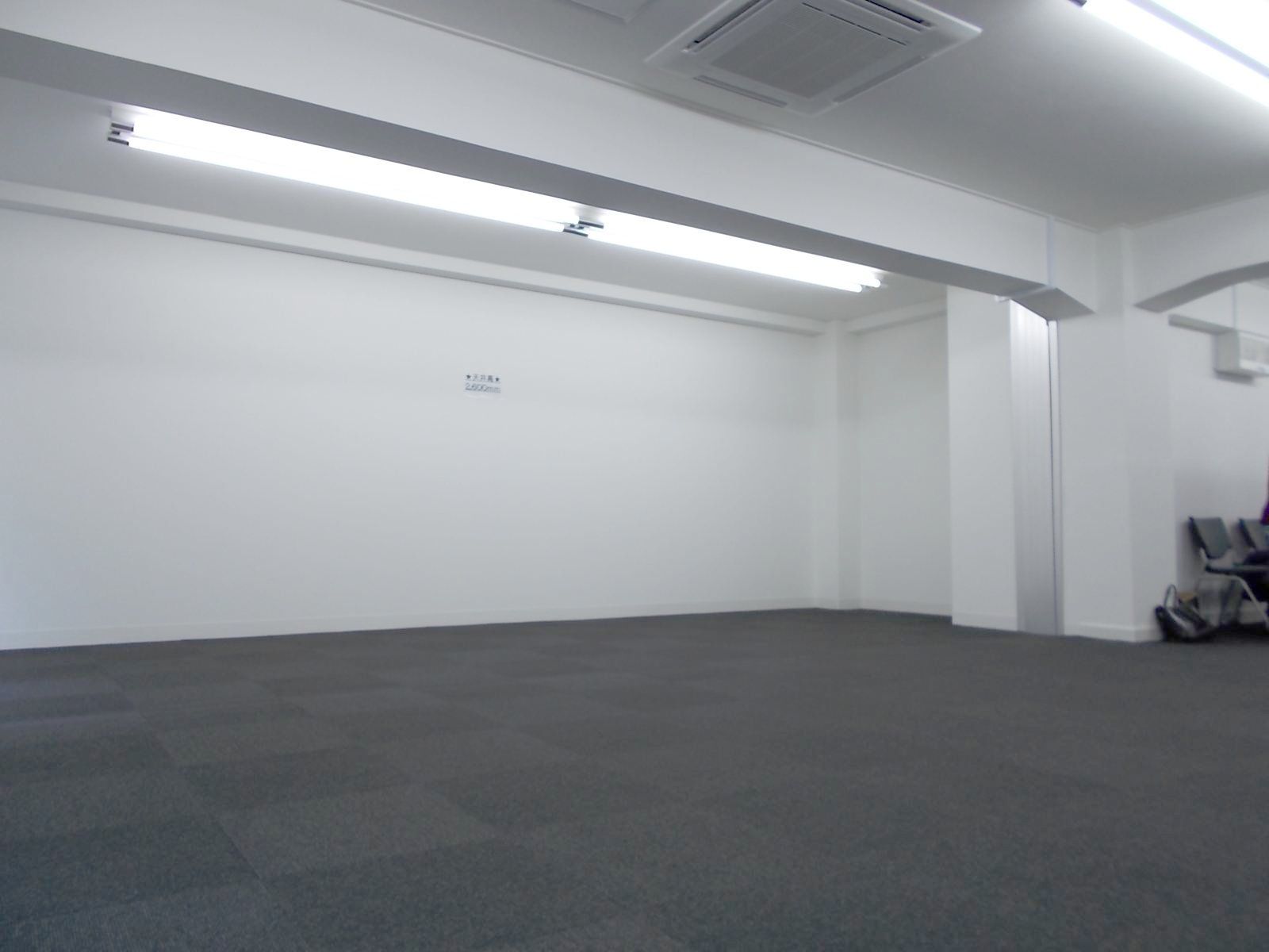 オフィス室内参考画像