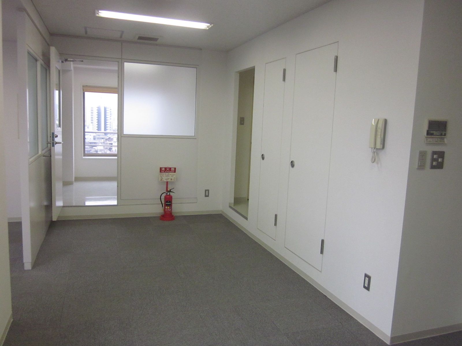 細かく部屋が分かれている9階