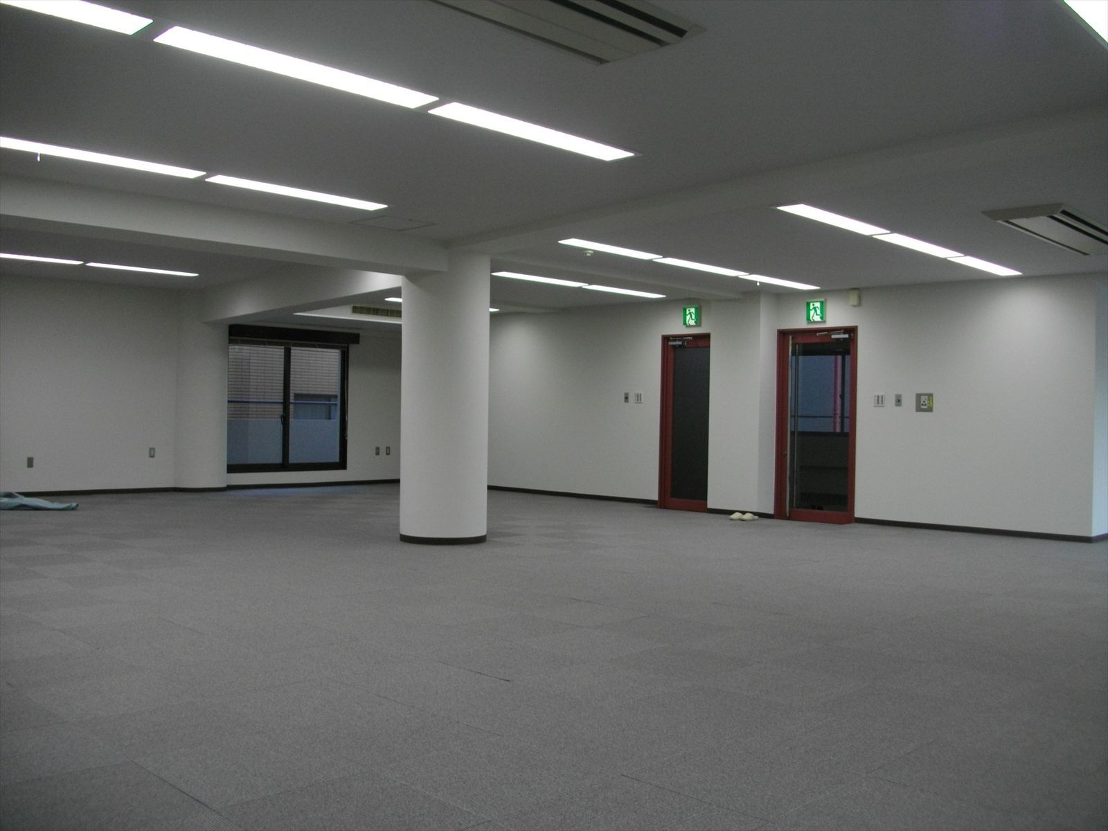 ほぼ長方形のフロア形状