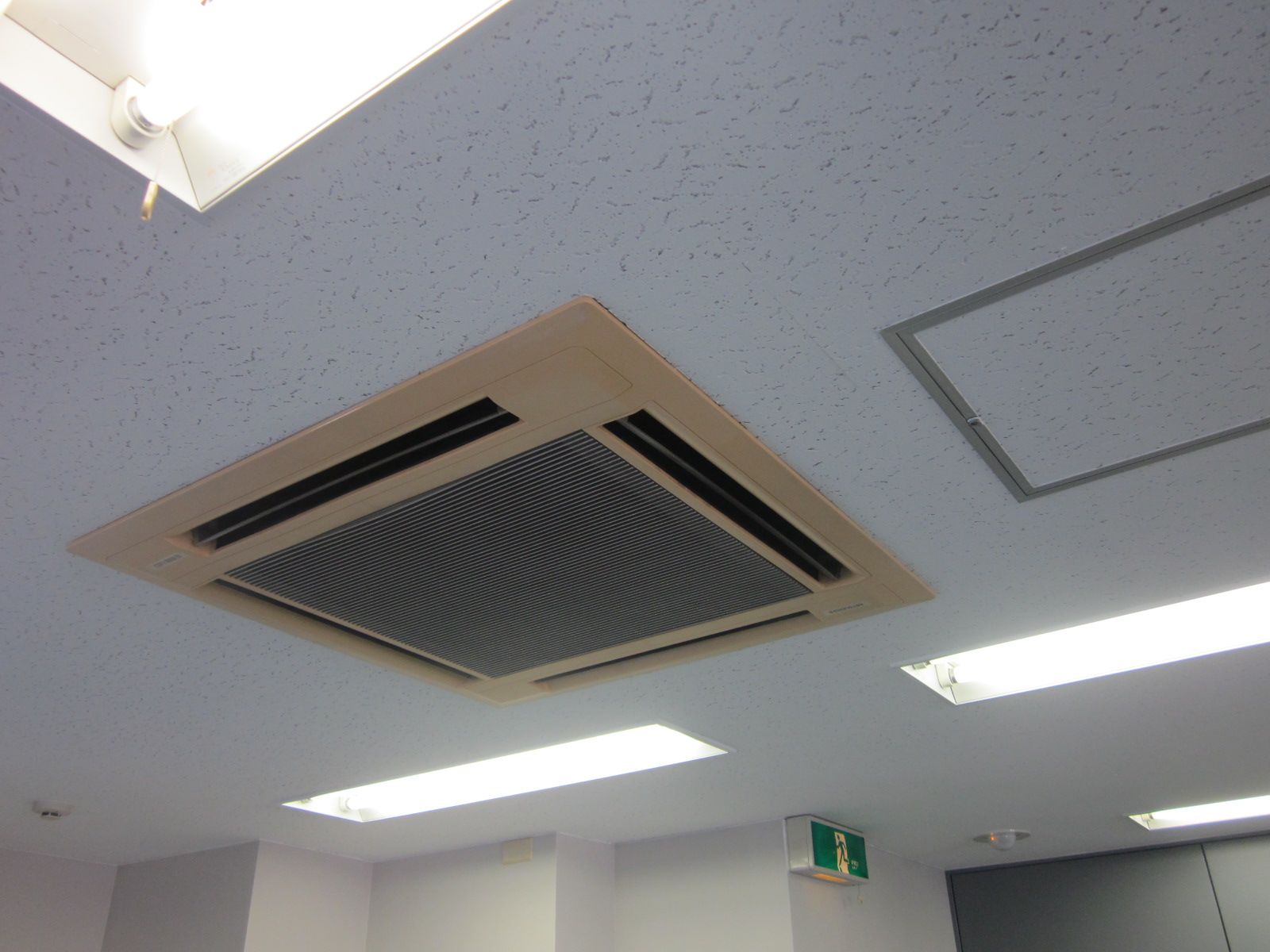 空調