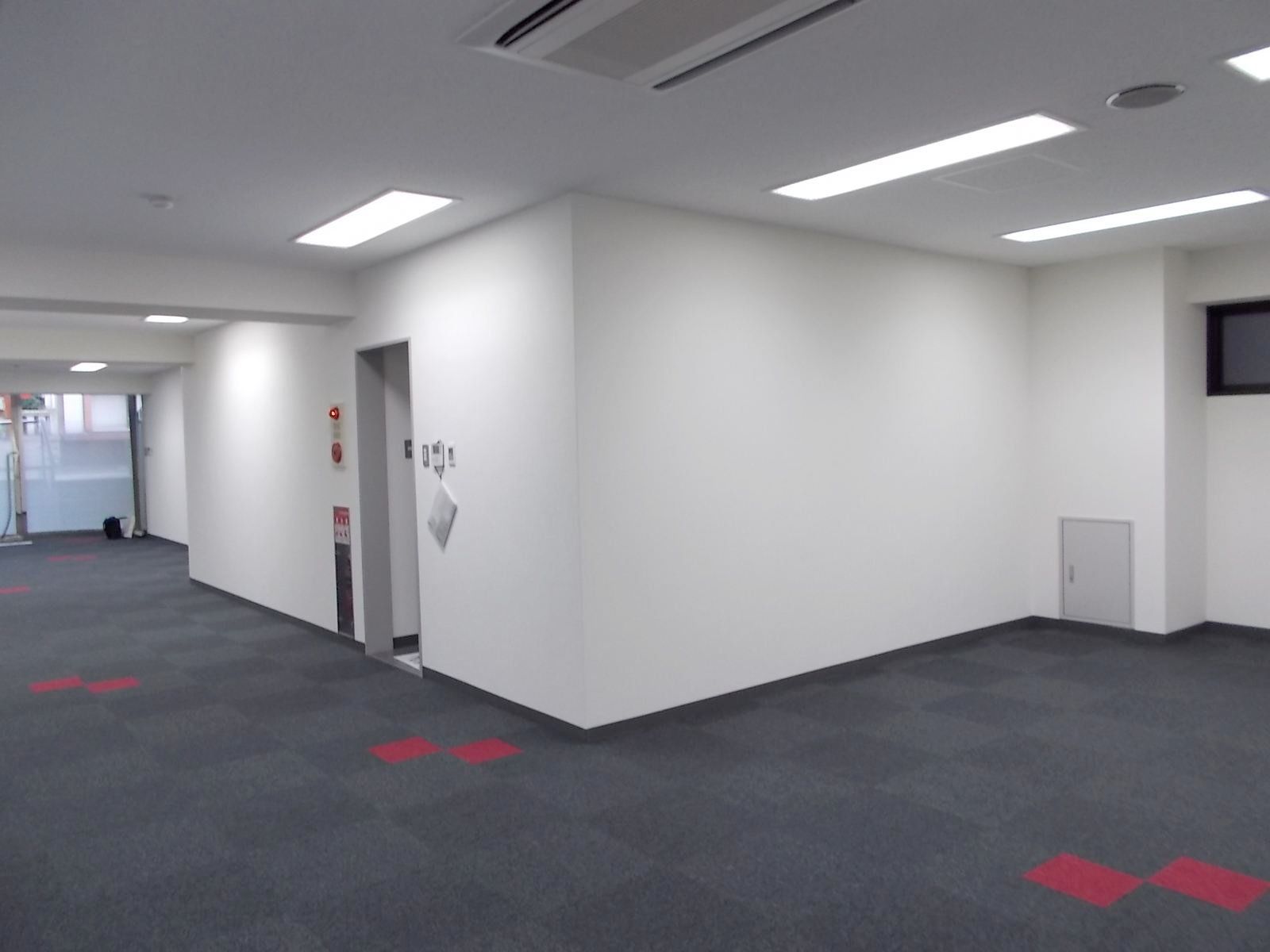 別角度の様子