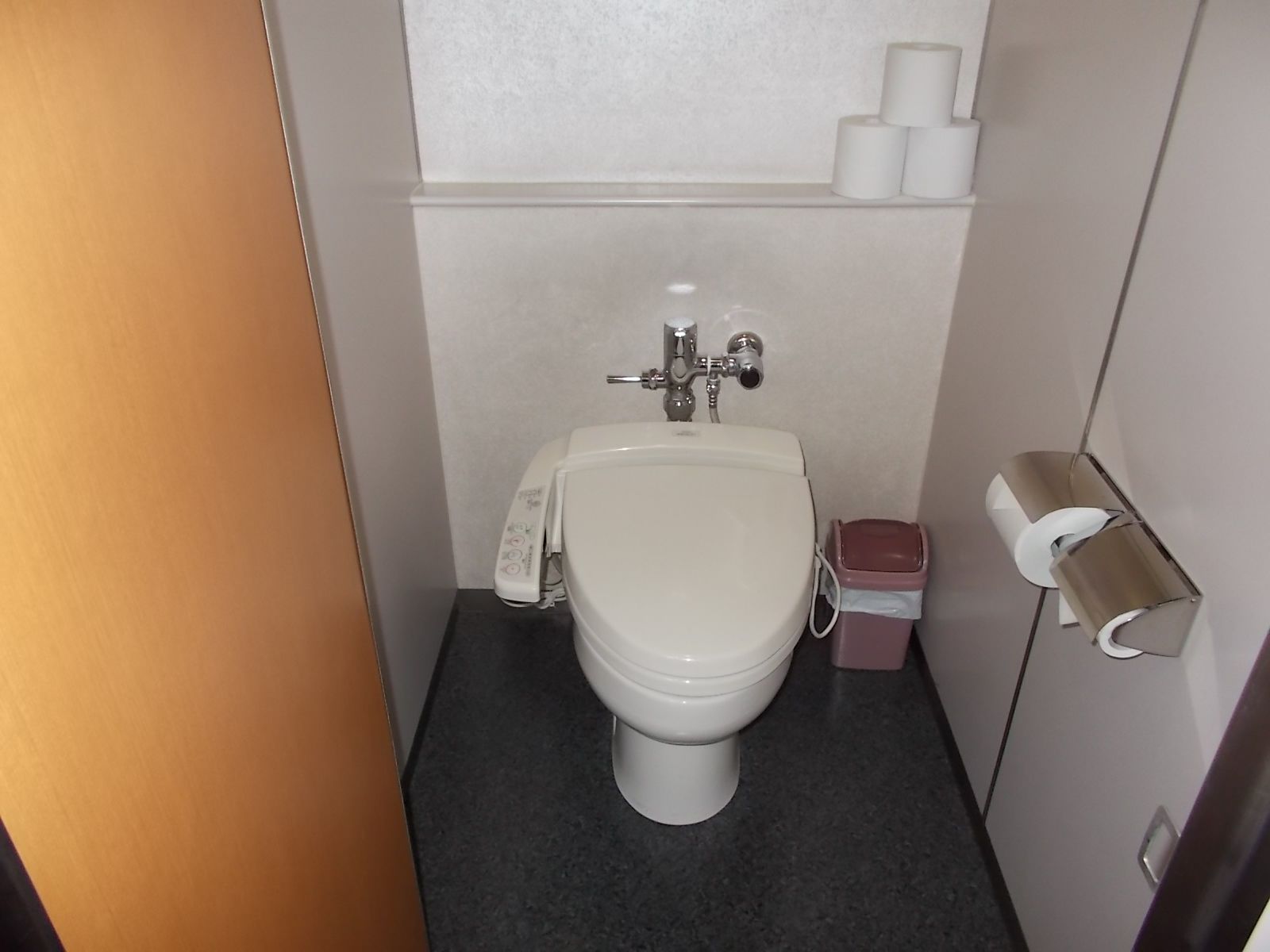 トイレ個室