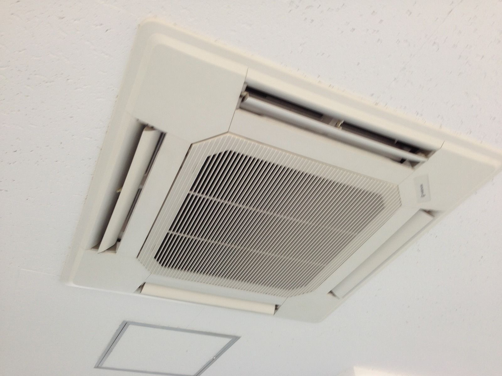 空調