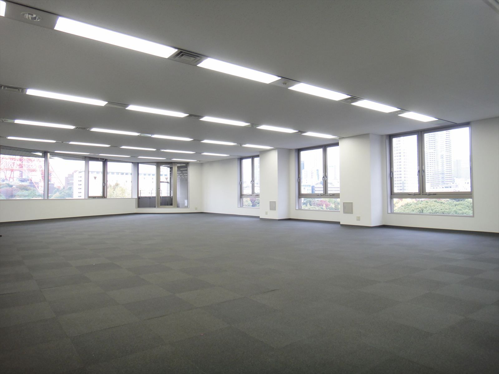 オフィス室内参考画像