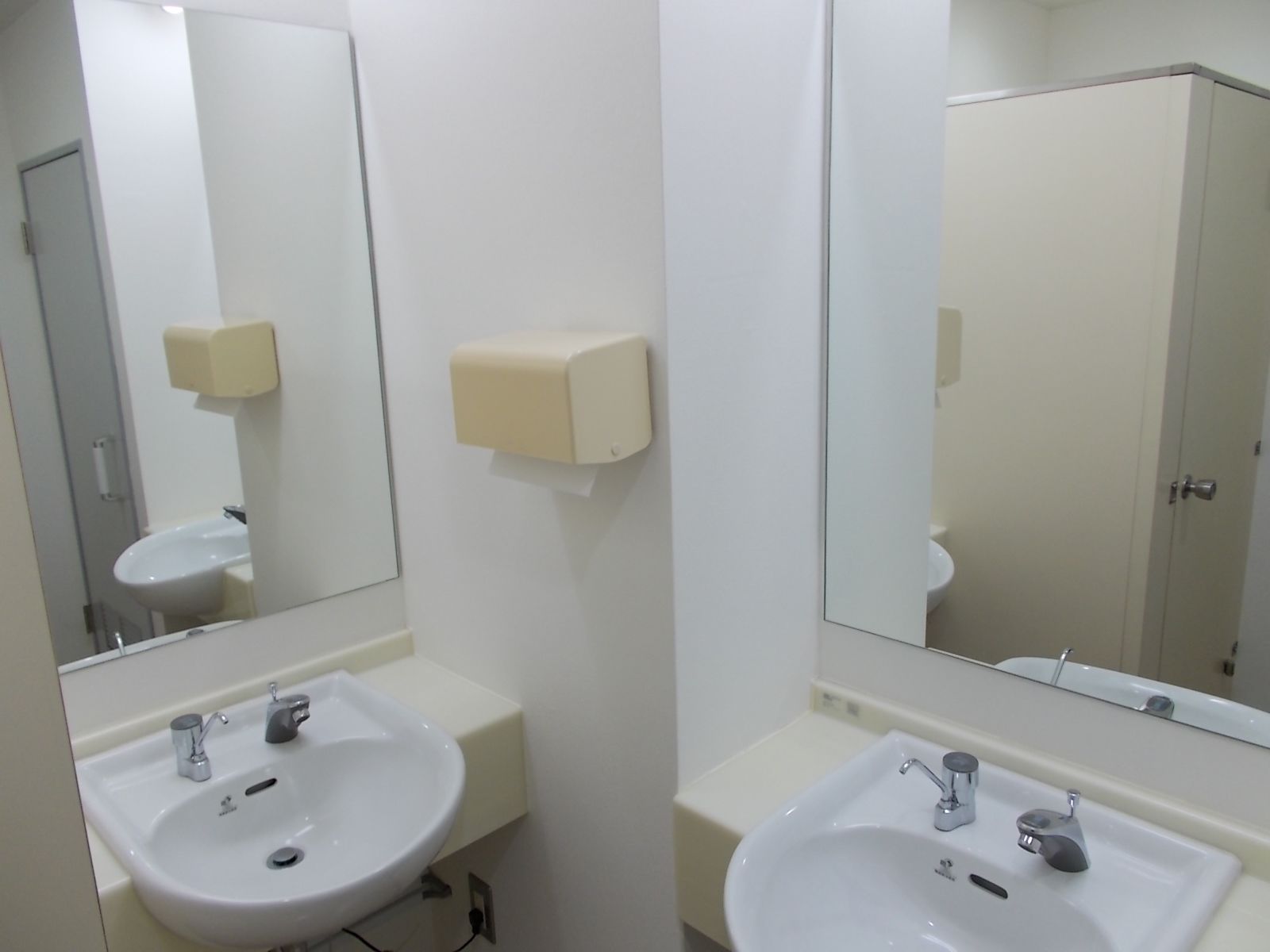 トイレ洗面台