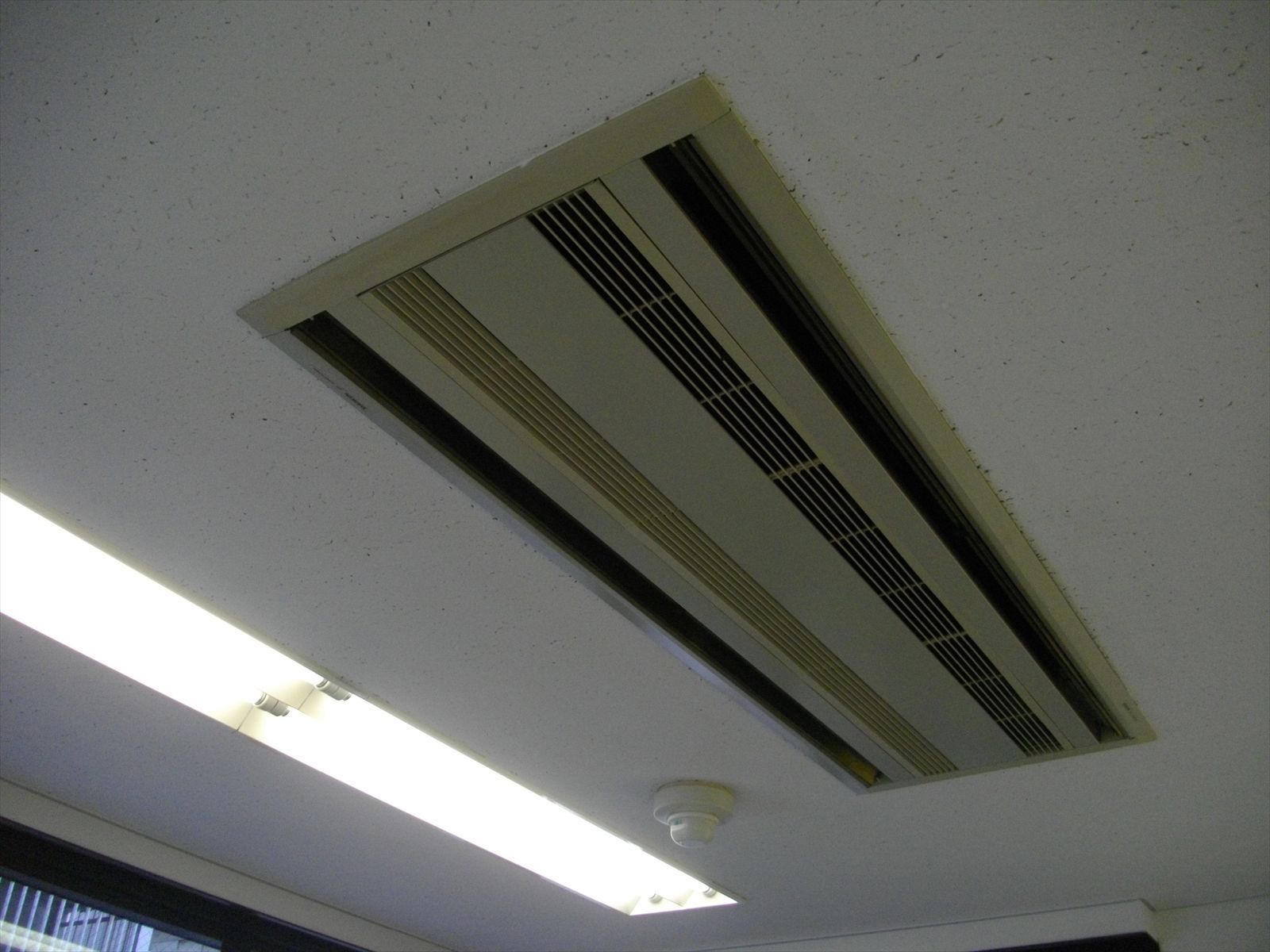 空調