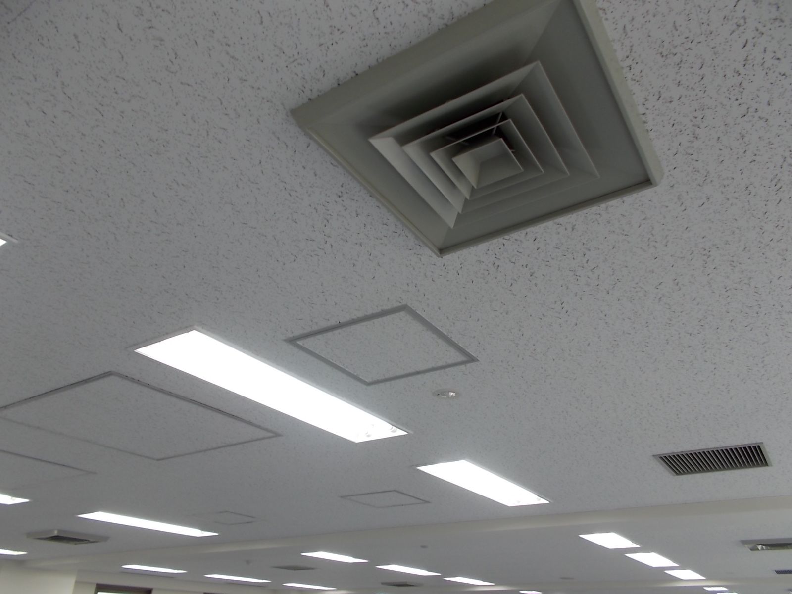空調