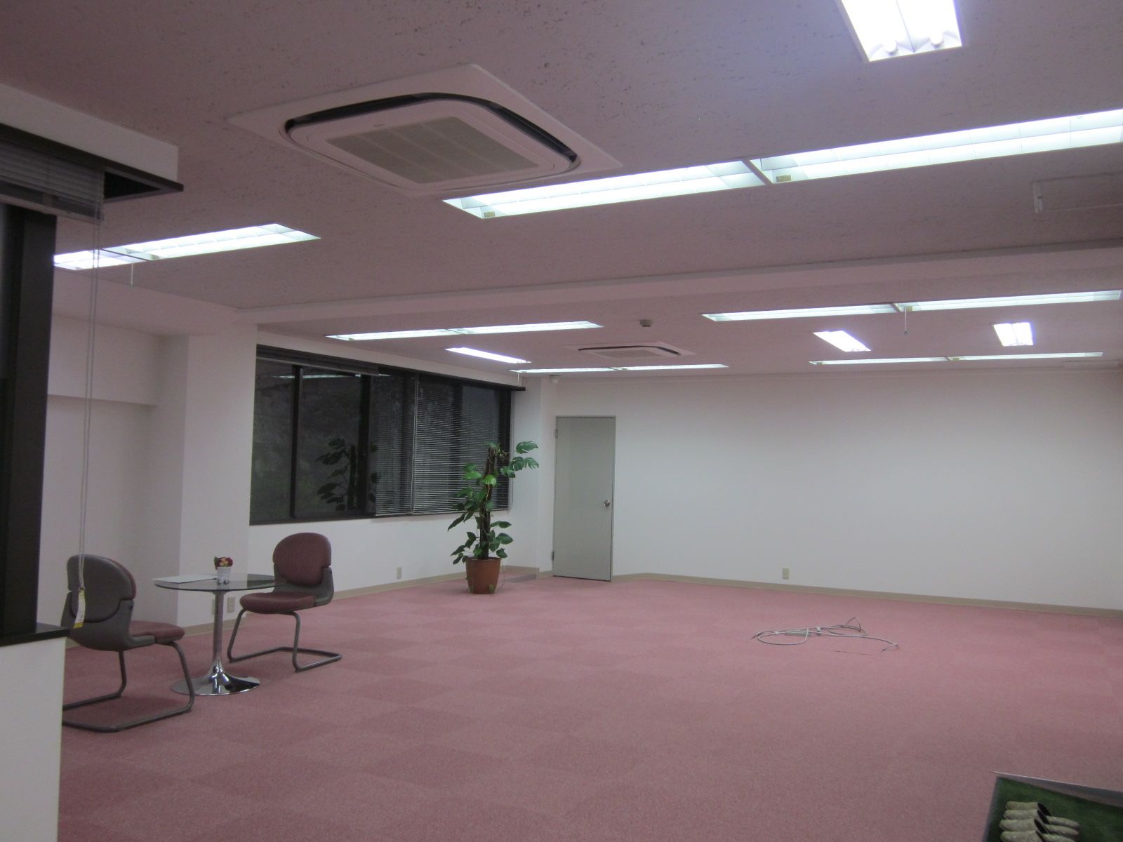 広々した空間です