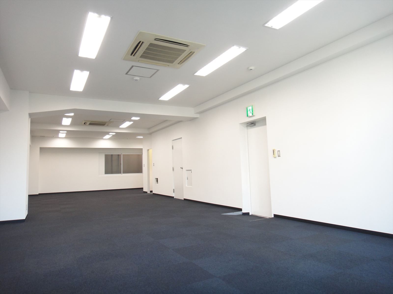 室内の別方向