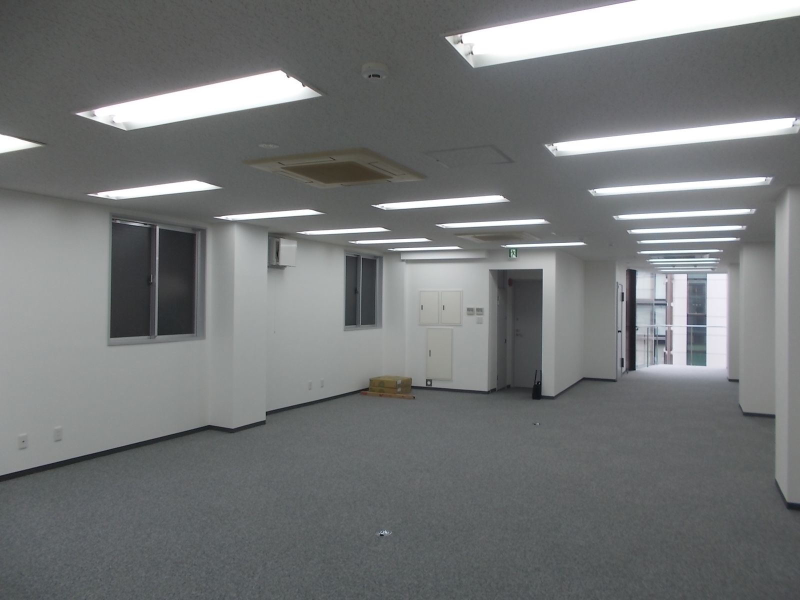 別角度の様子