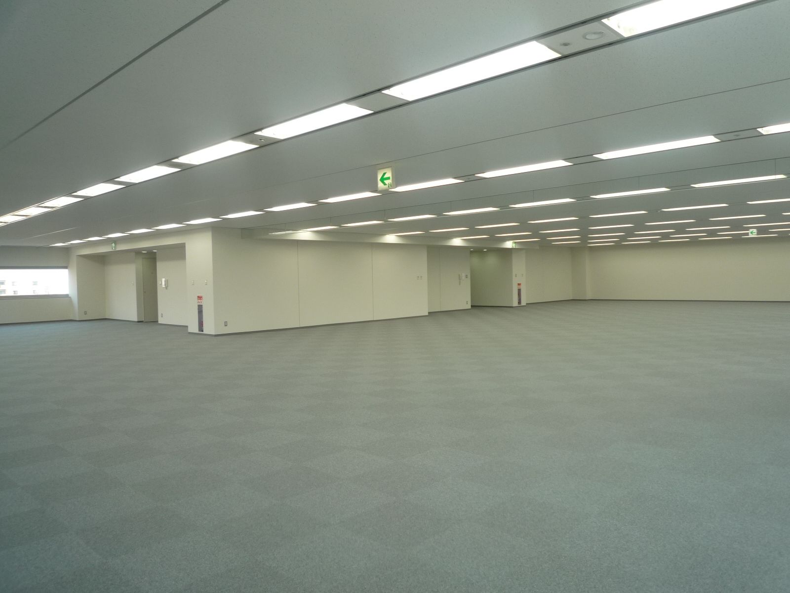 コの字型の区画