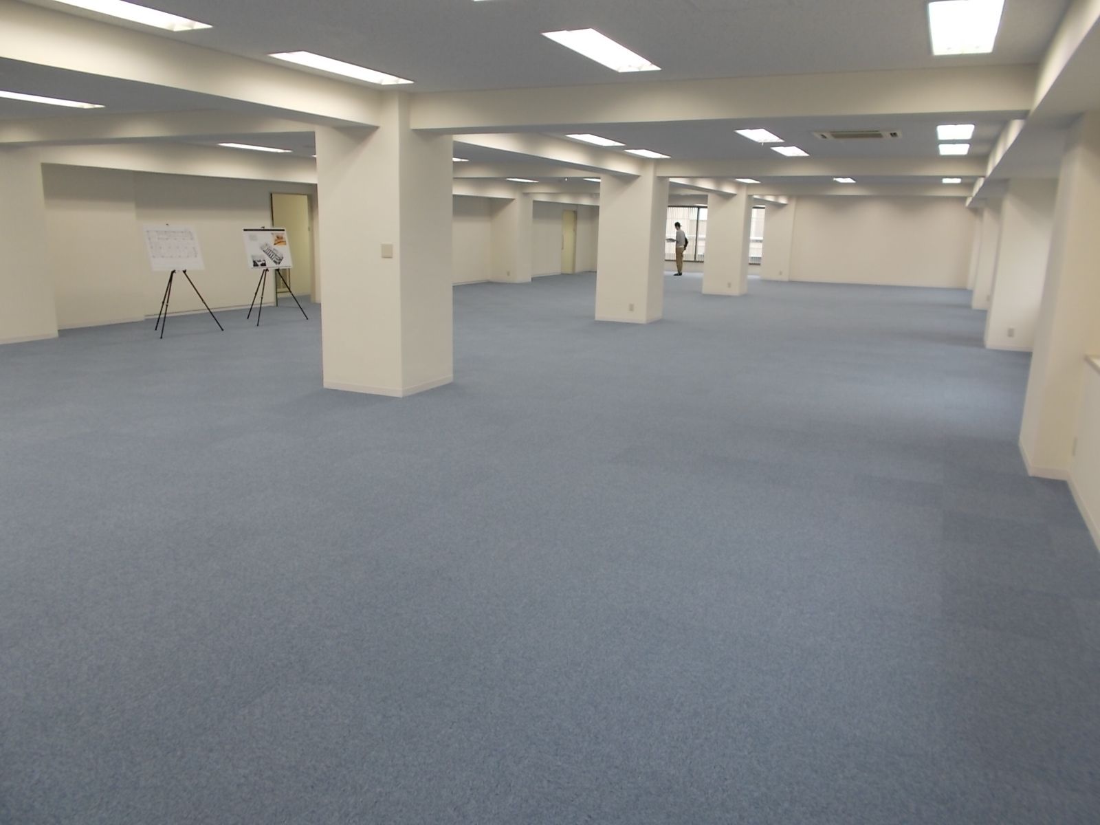 オフィス室内参考画像