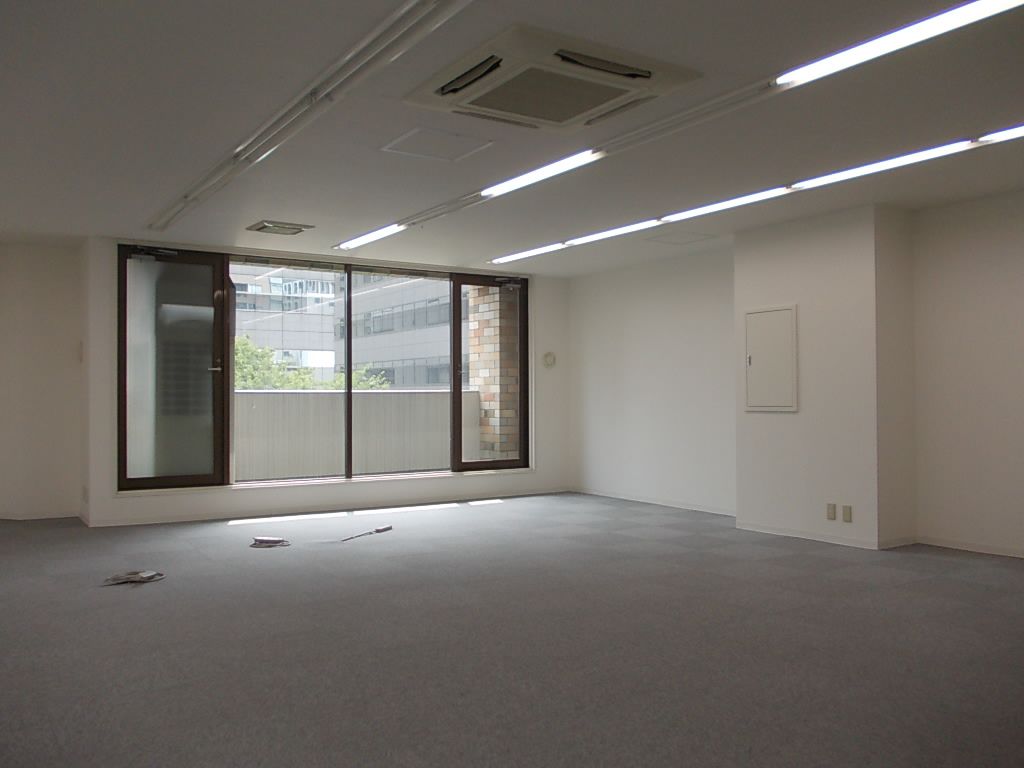 オフィス室内参考画像