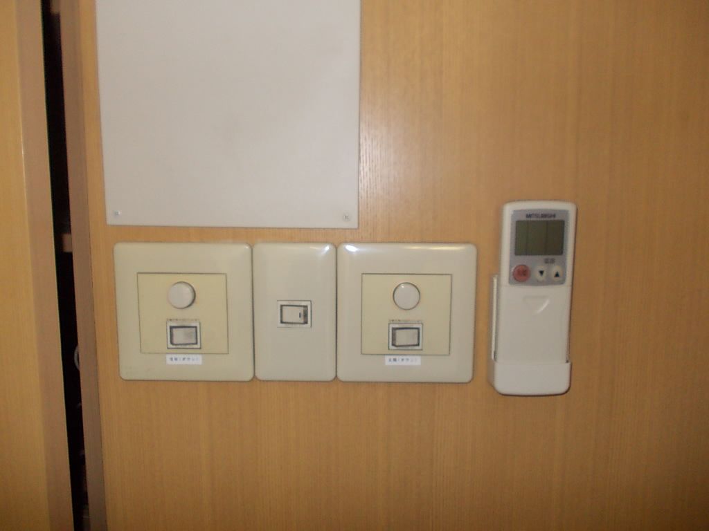 スイッチ類