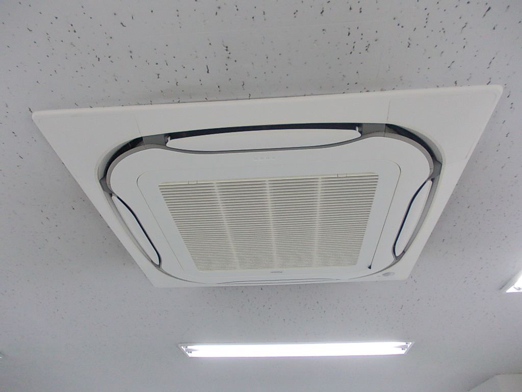 空調