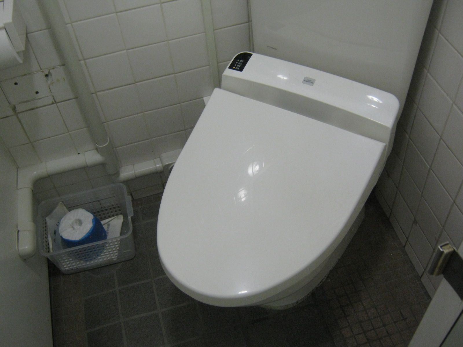 トイレ個室