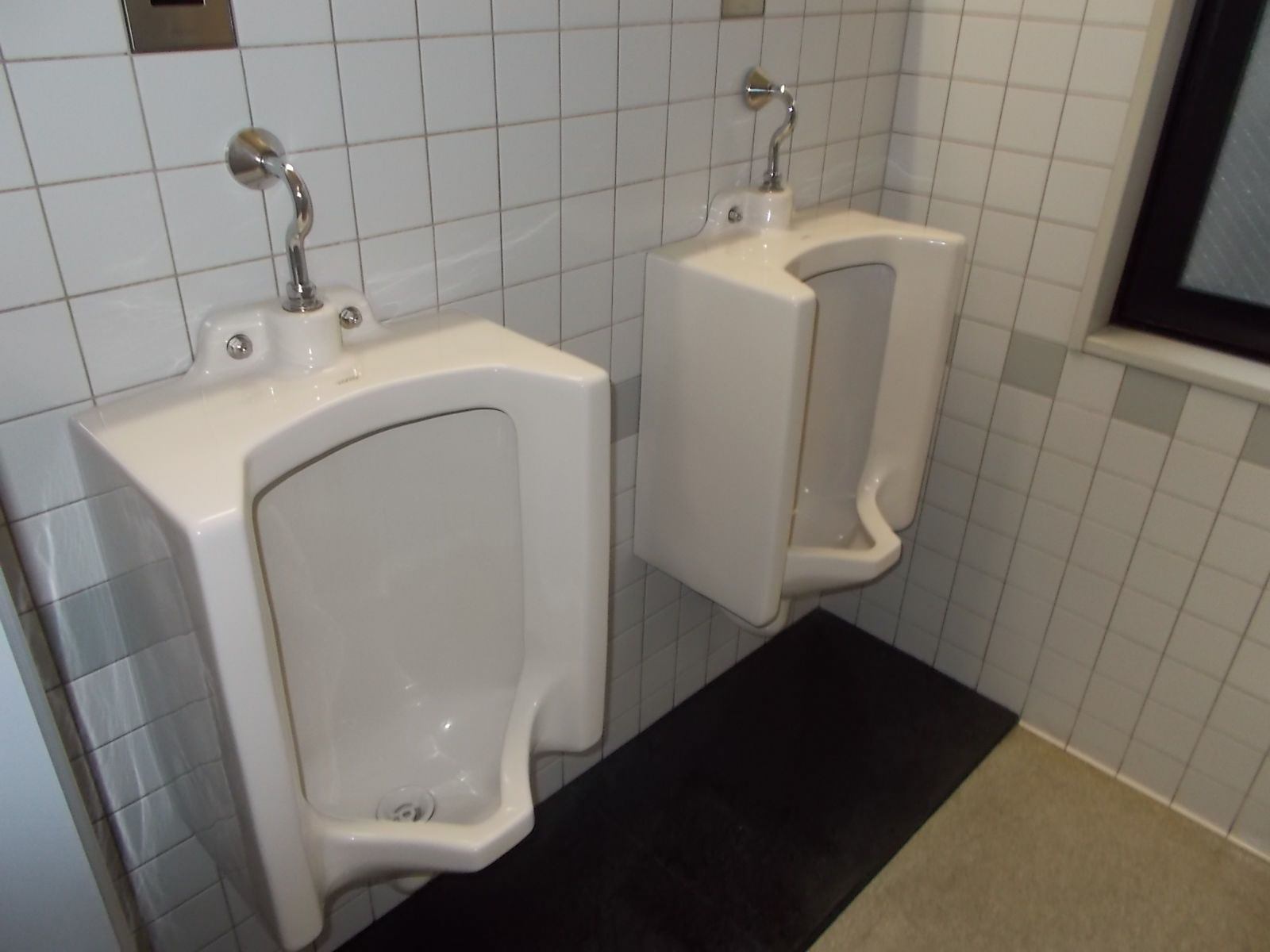 男性用トイレ