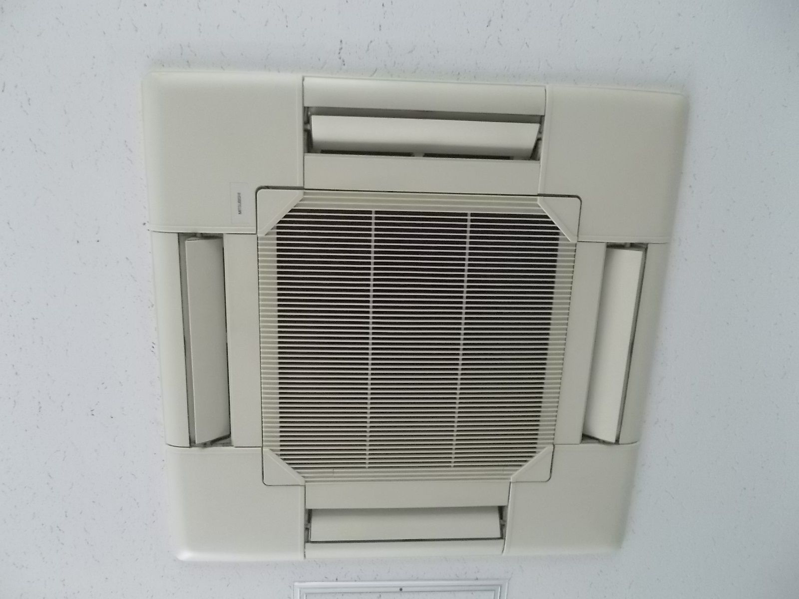空調機器