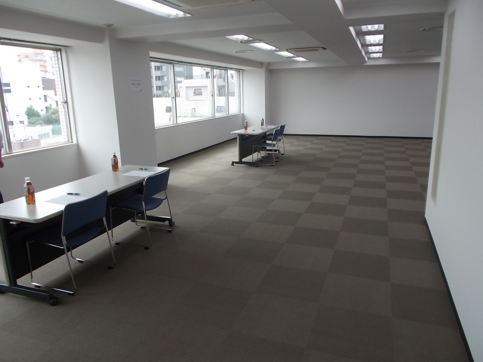オフィス室内参考画像