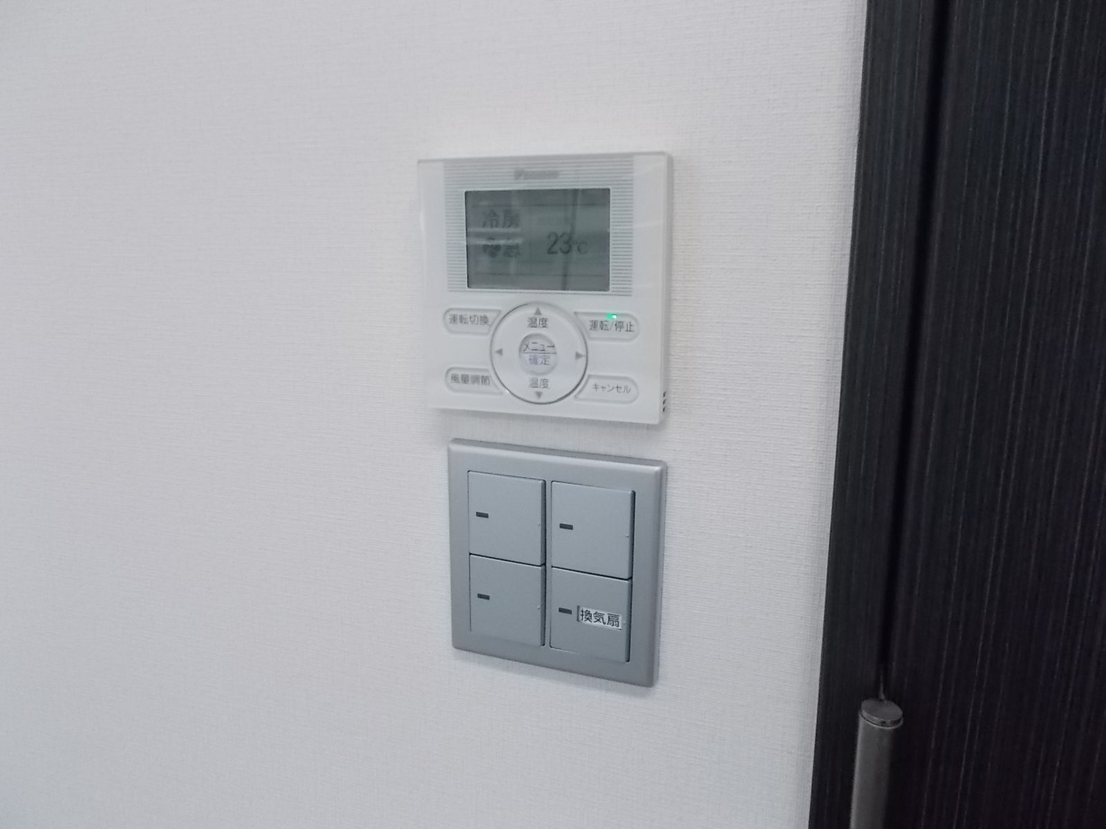 スイッチ類