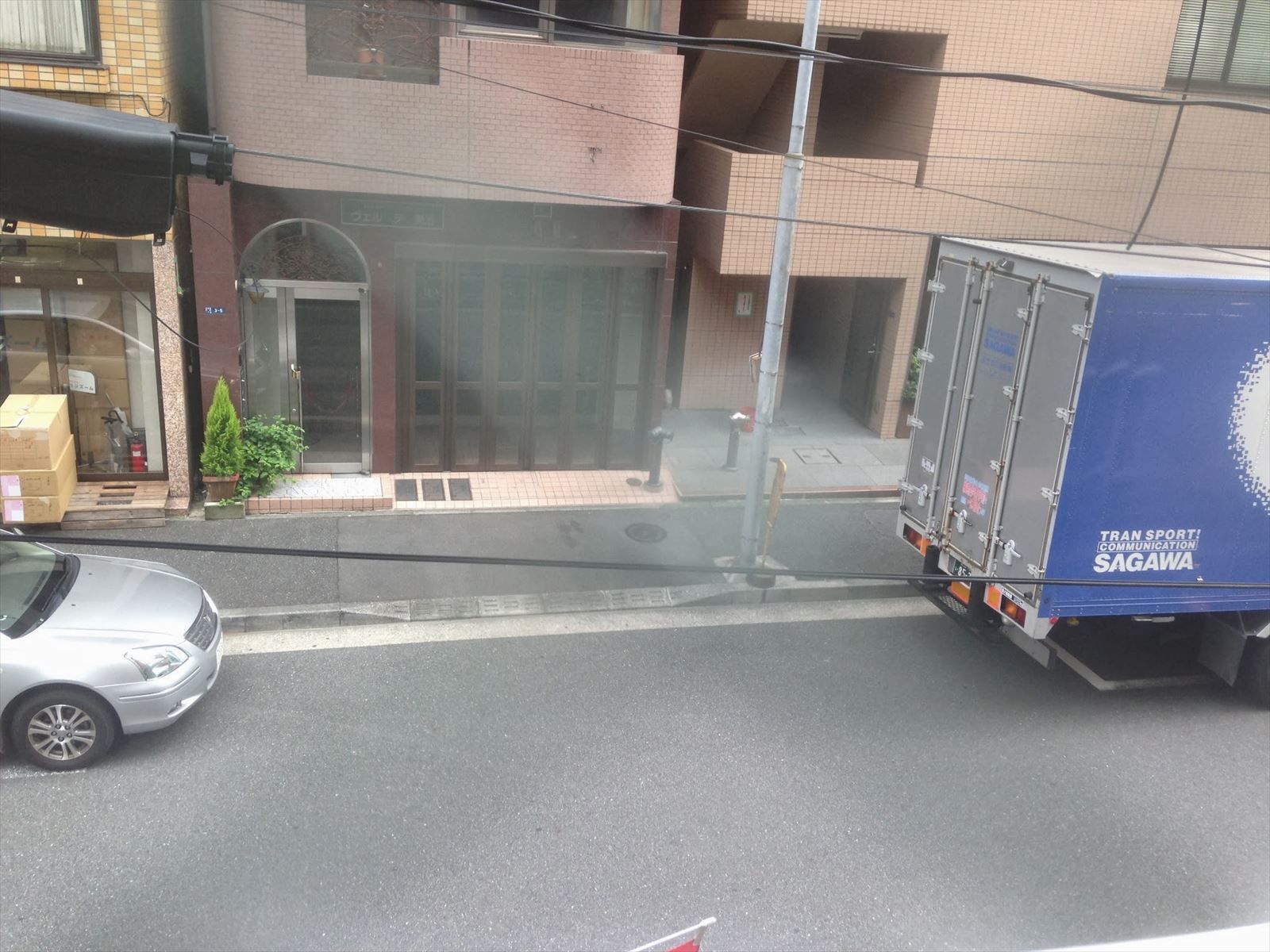 室内から見た景色