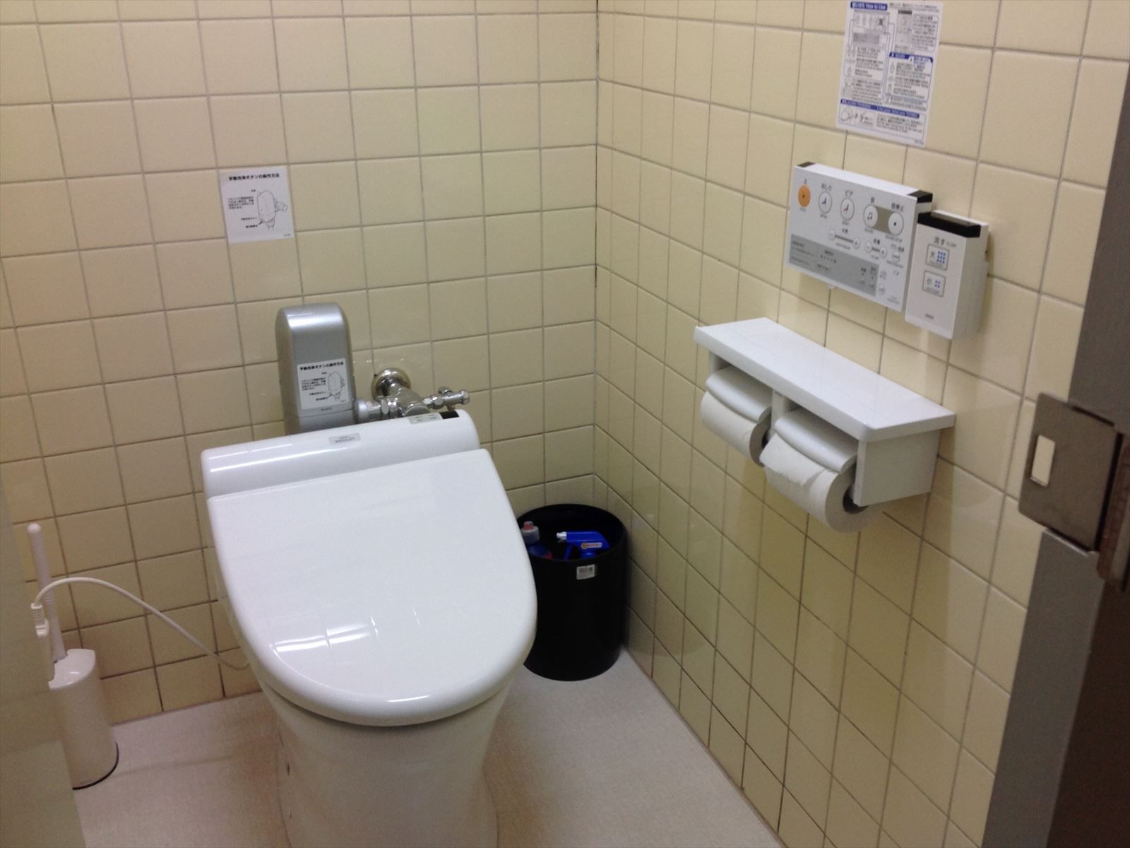 トイレ個室