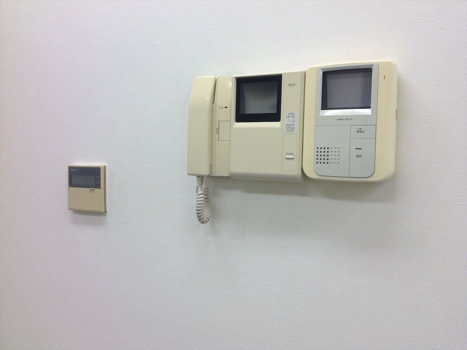 インターホン