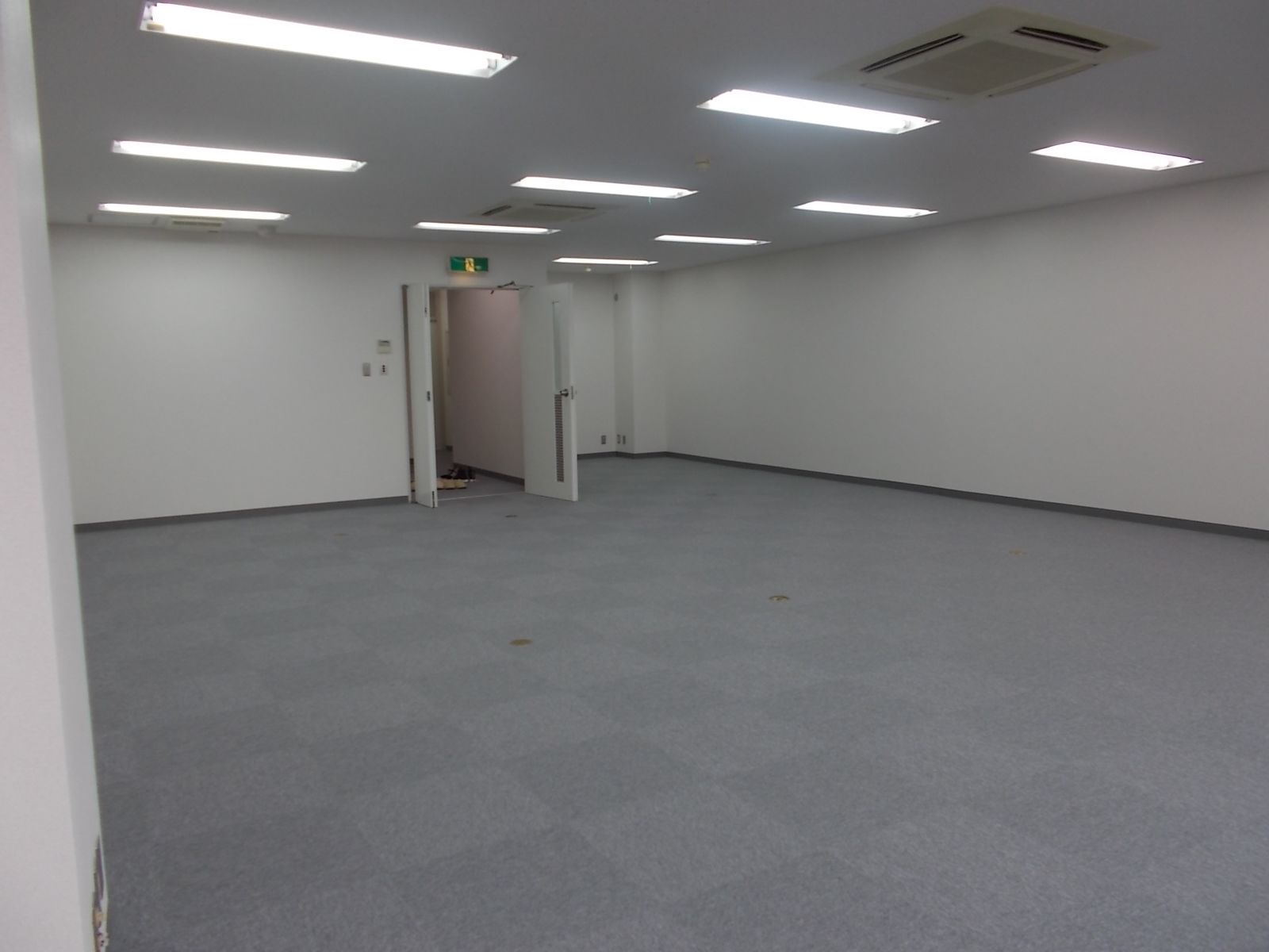 オフィス室内（9階）