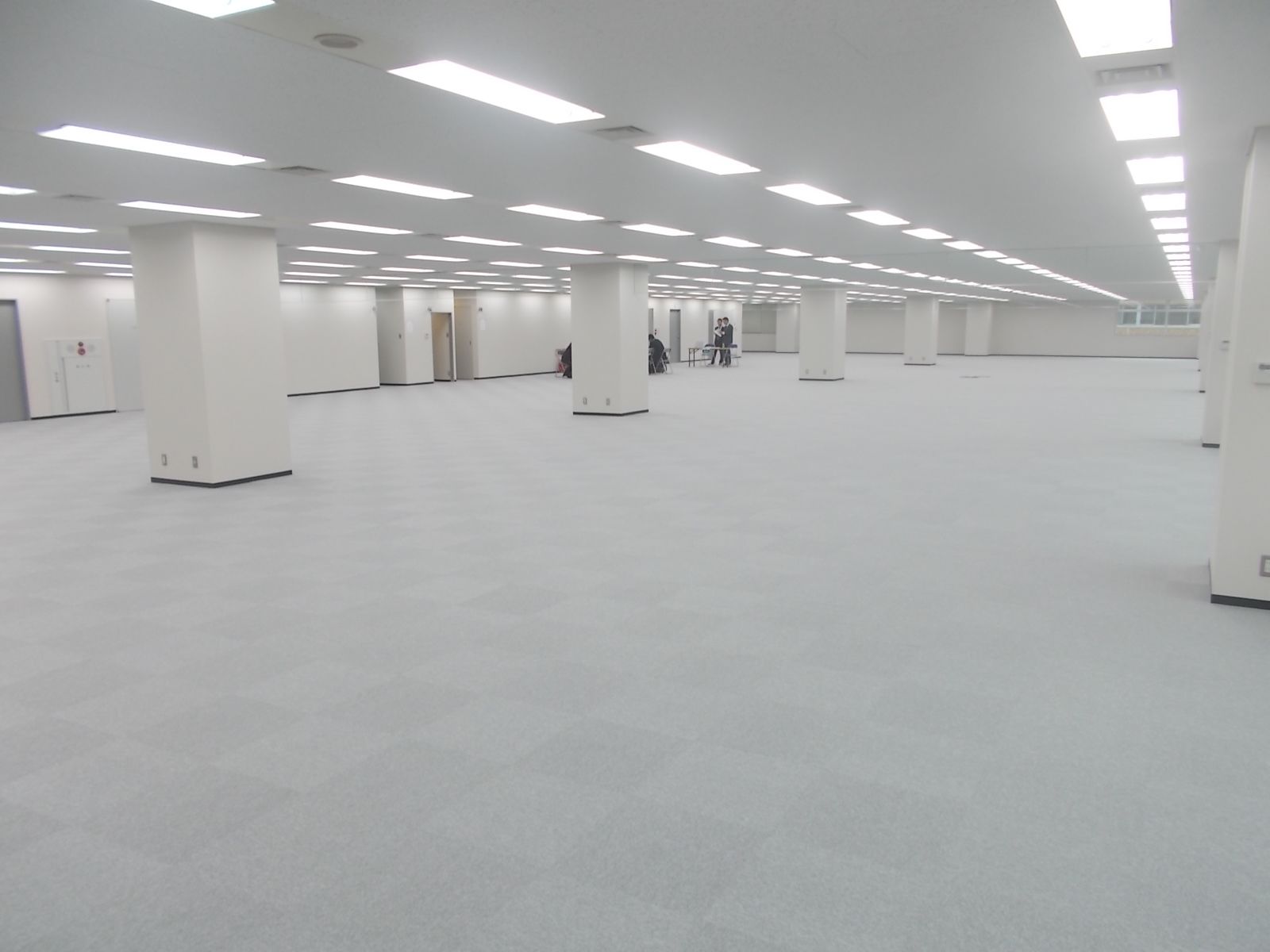 オフィス室内参考画像