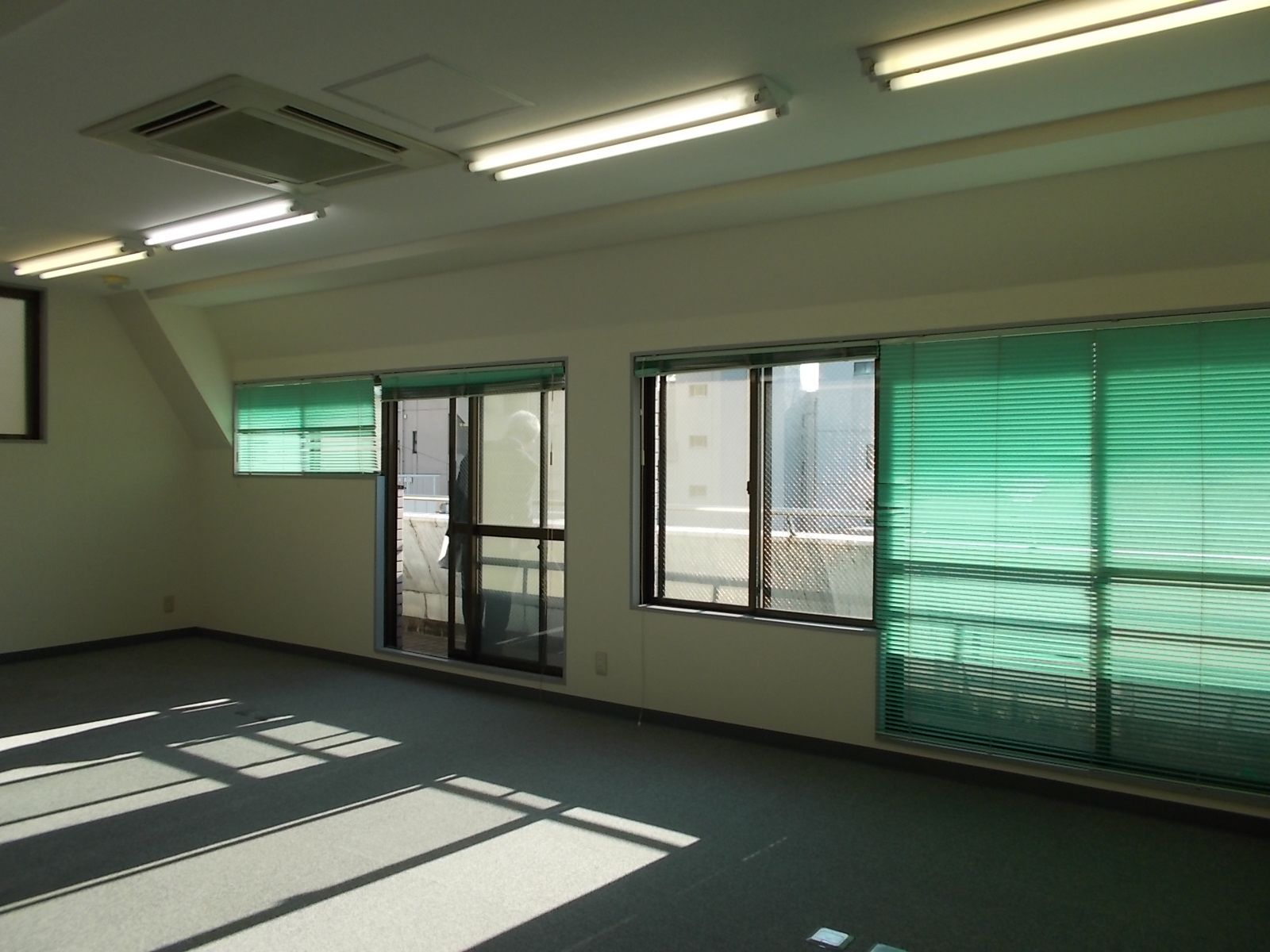 オフィス室内参考画像（5階）