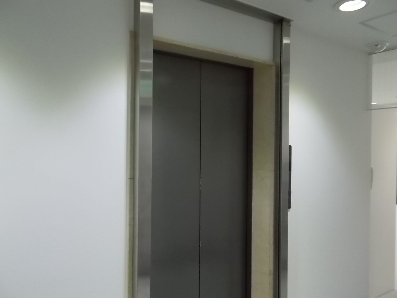 エレベーター