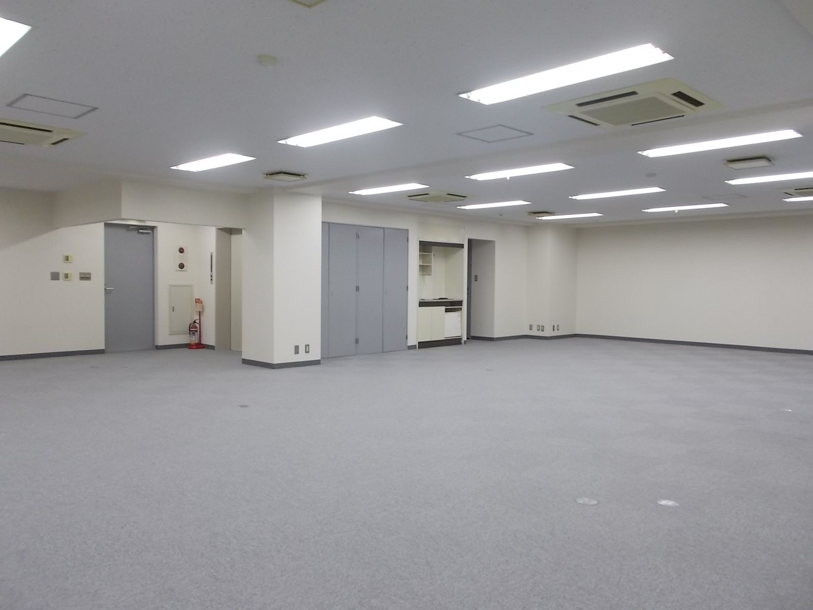 別角度の様子