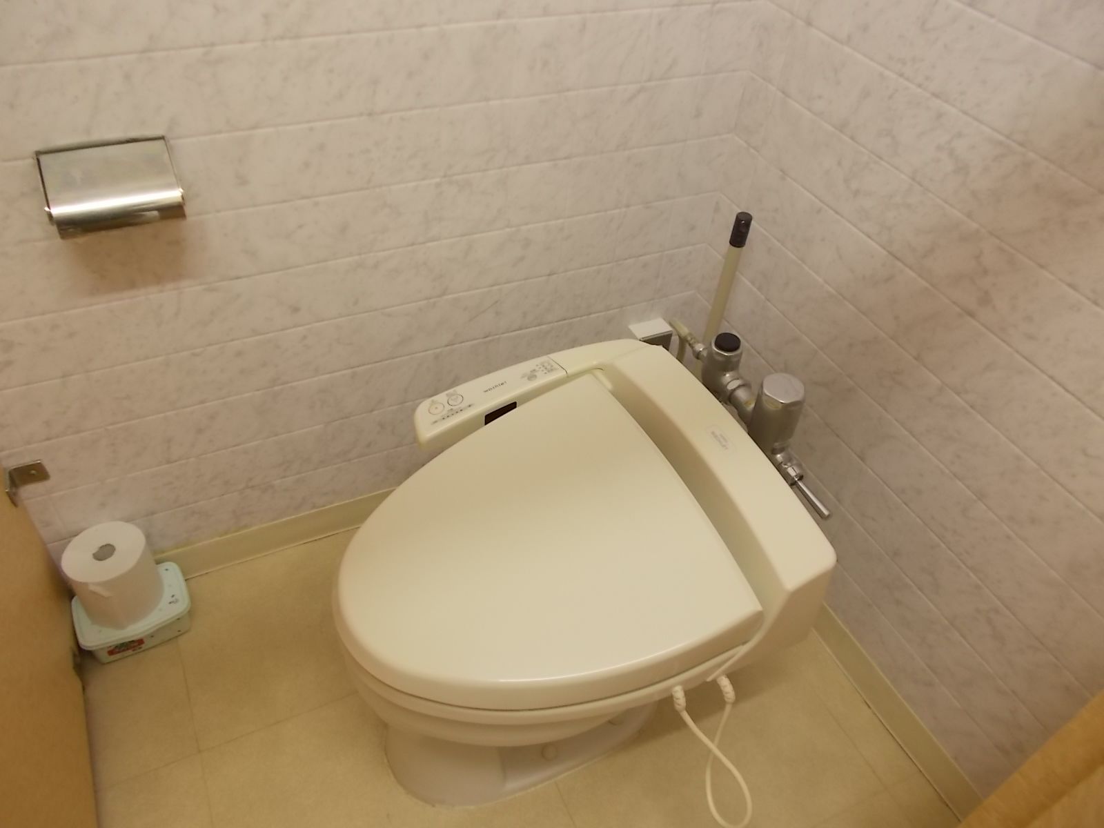 ウォシュレット付き