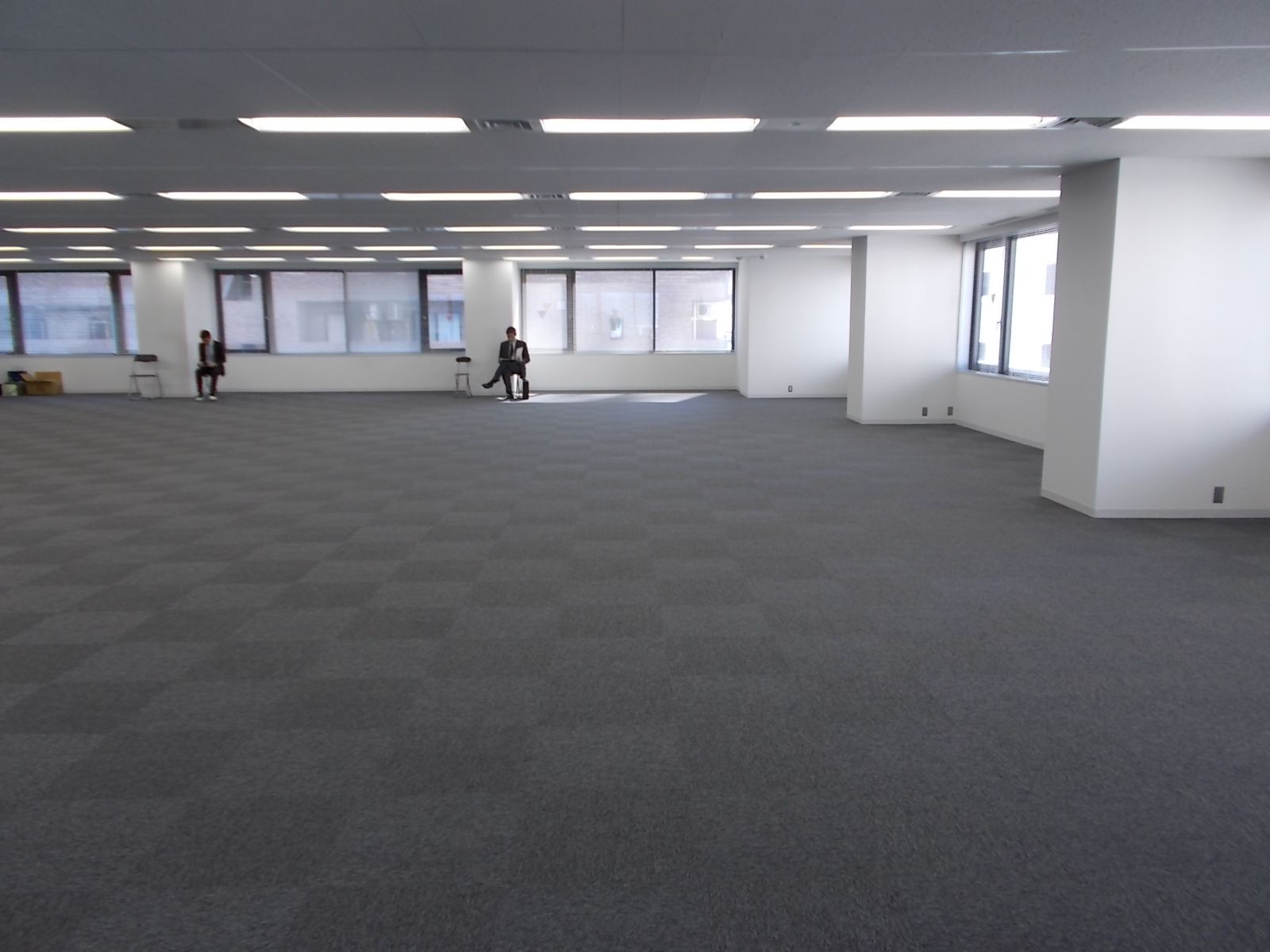 北側から見た室内