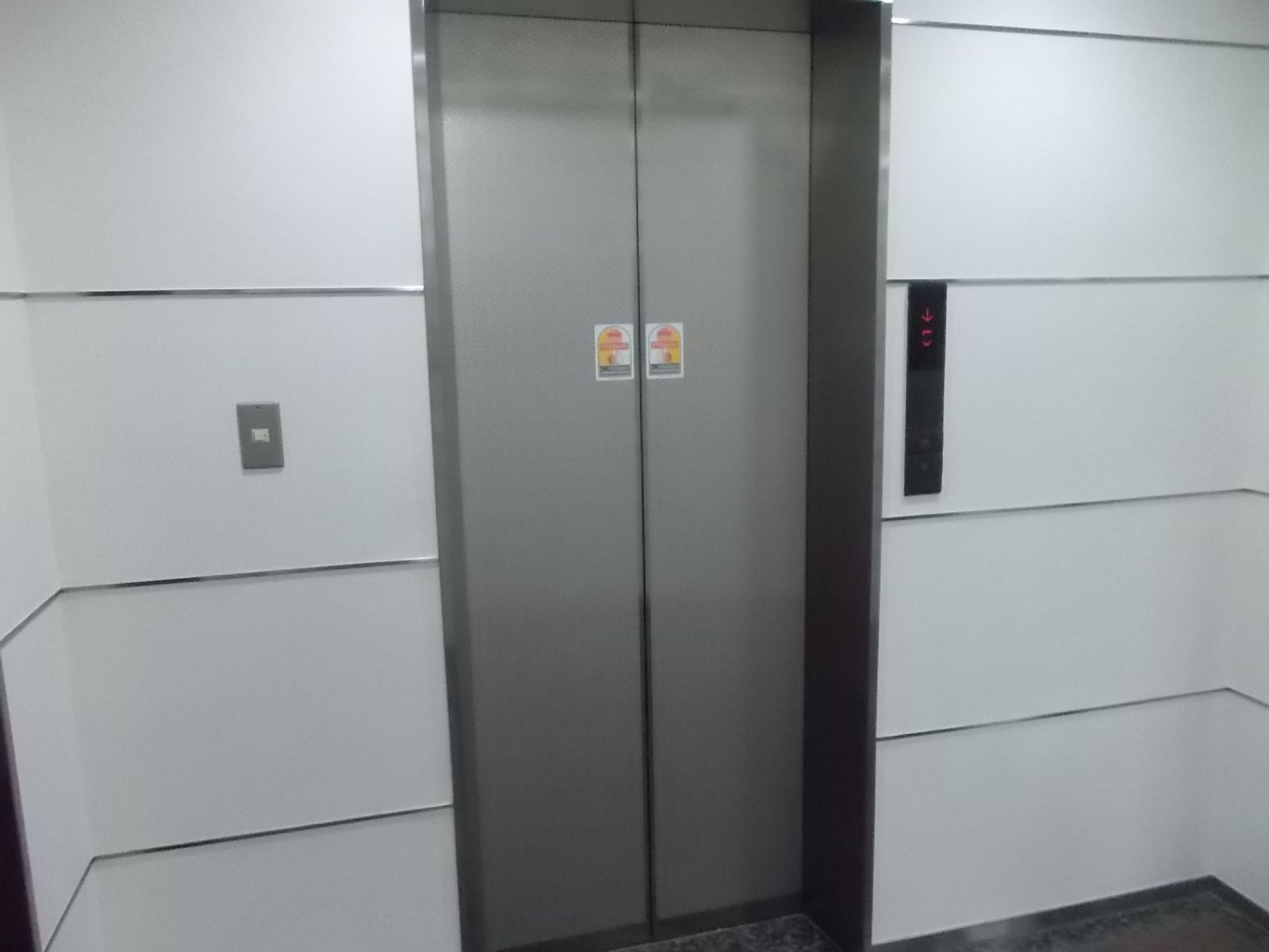 エレベーター
