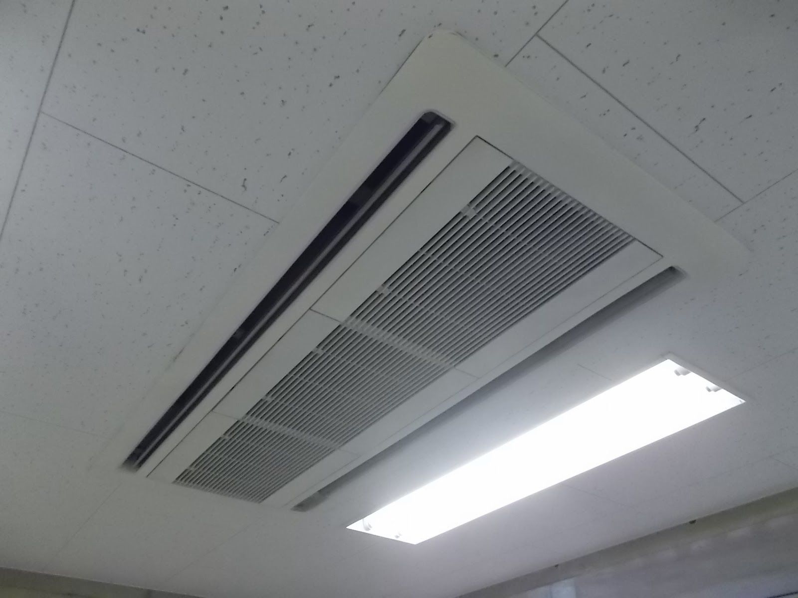 空調