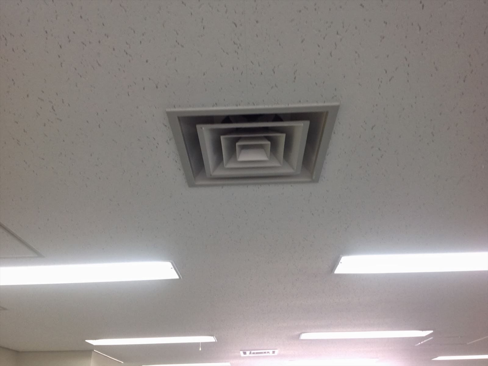 個別空調