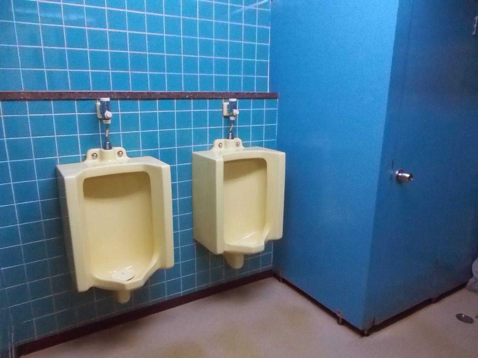 男性用トイレ