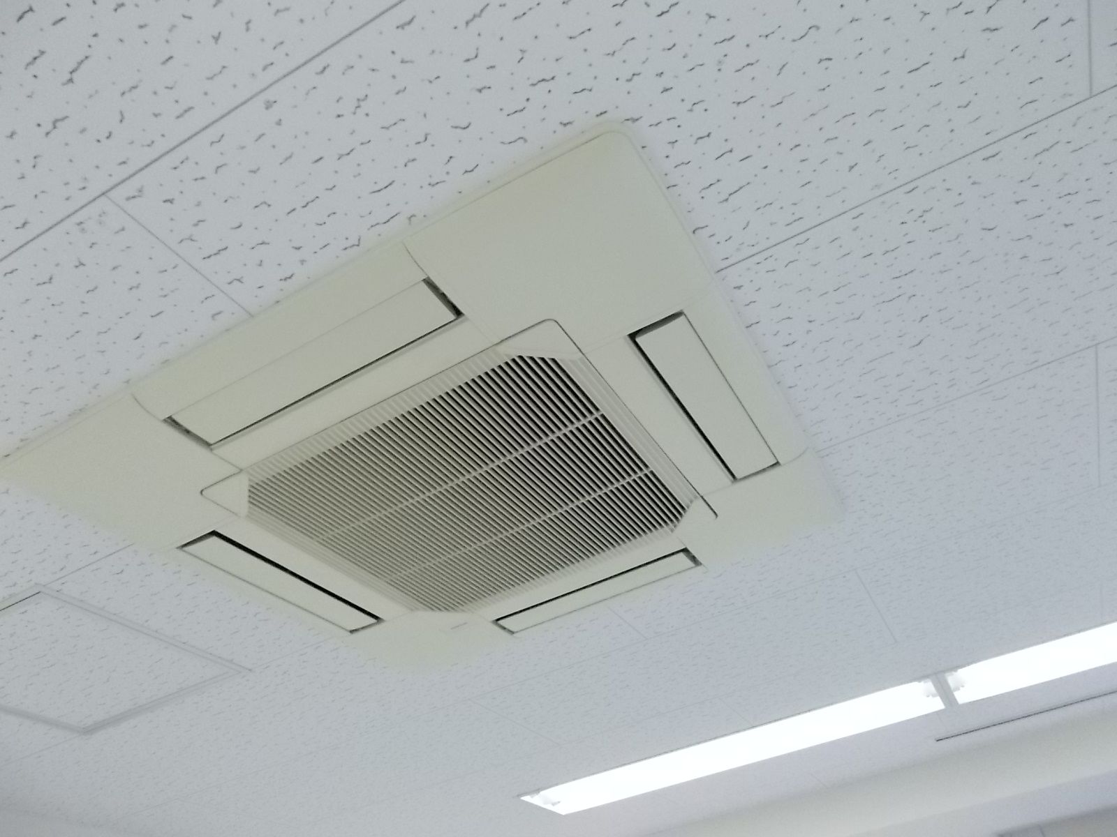 個別空調