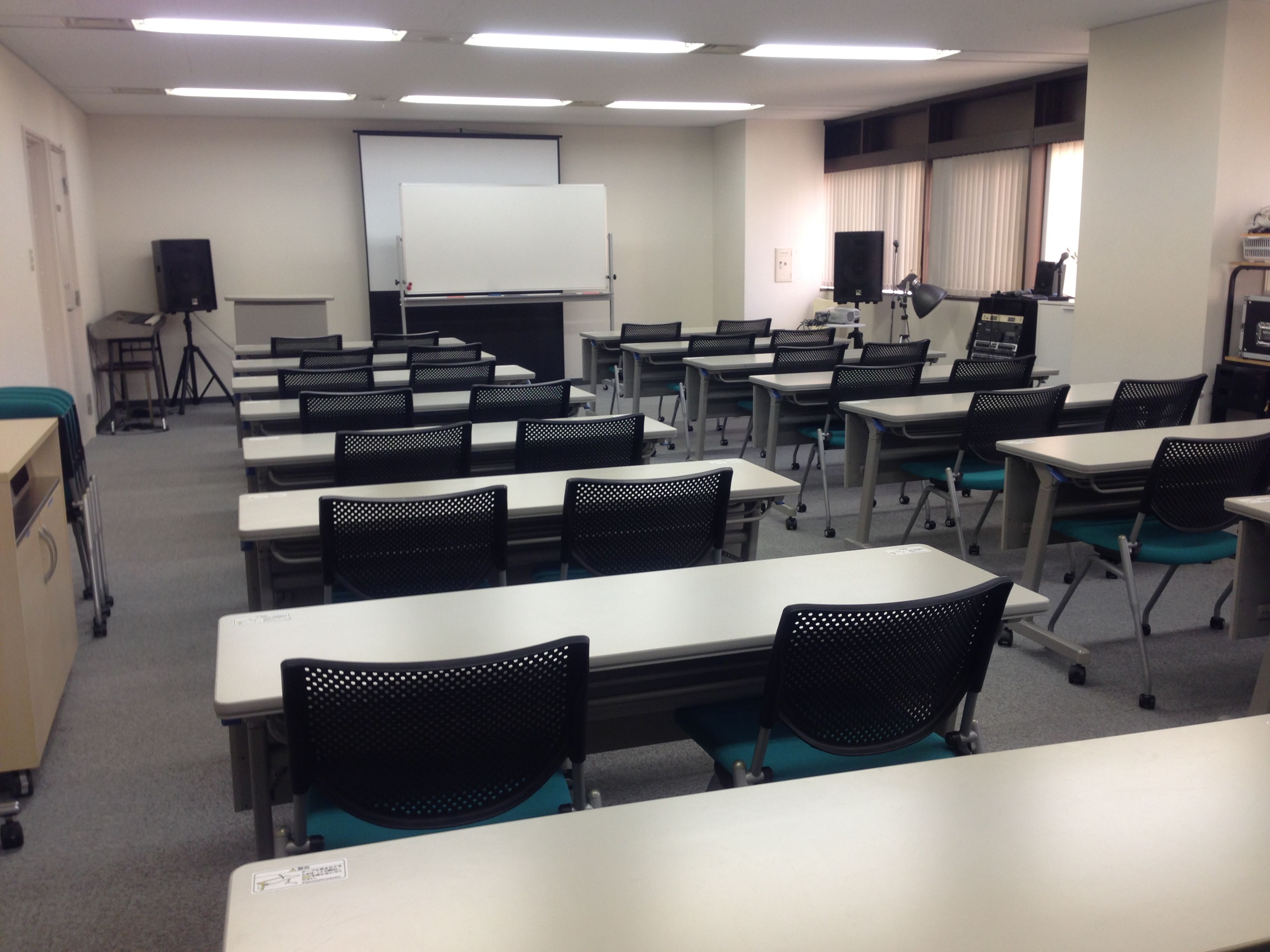 完全防音のセミナールーム