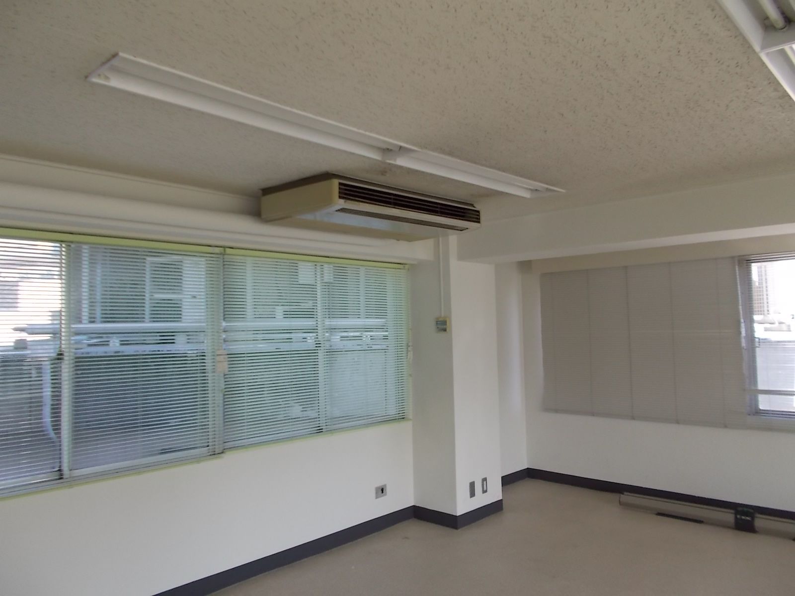 空調吹き出し口